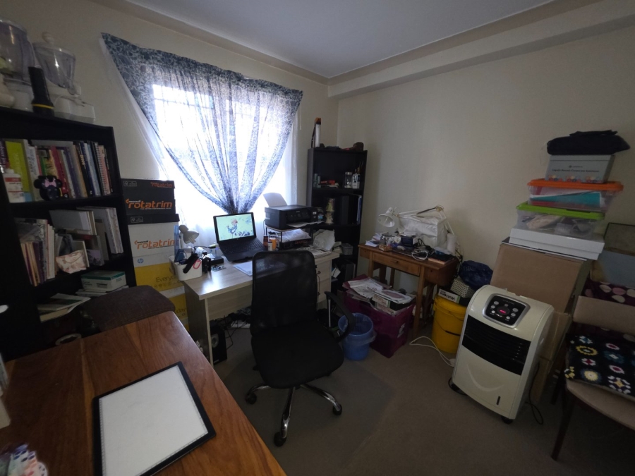 3 Bedroom Property for Sale in Parklands Western Cape